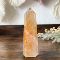 ✲ Quarz Turm mit Hämatit Eisen ✲ 56g / 78mm Obelisk Spitze