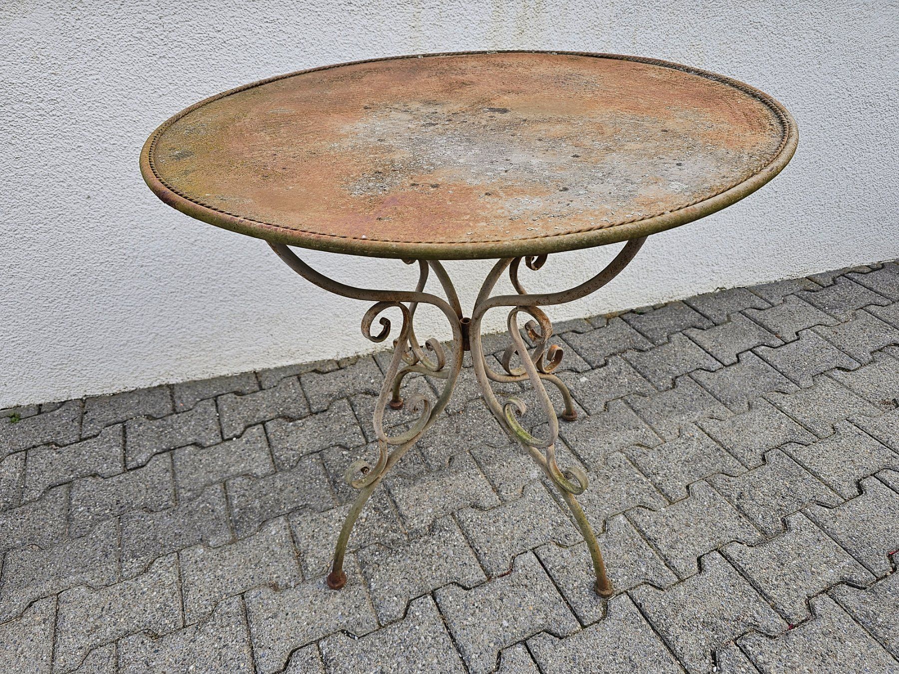 Set di tavolo e panche: Gartentisch und Stuhl Schabby chic – Usato da Villnachern venduto da hasta08 2