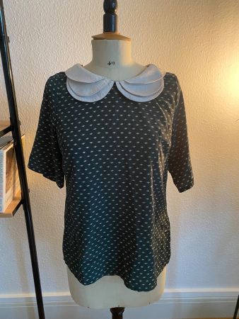 Uttam London Bluse, Grün mit besonderem Kragen