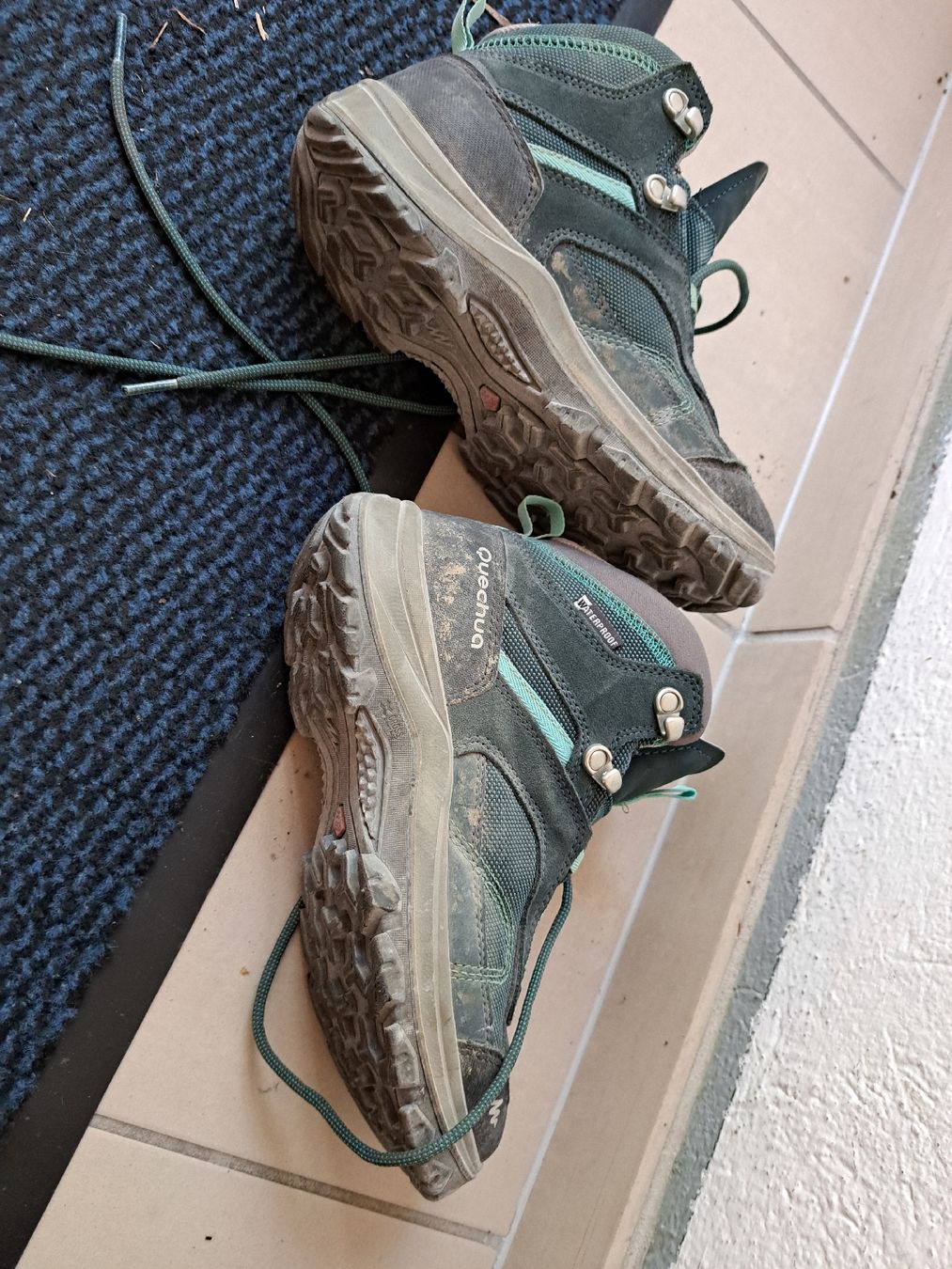Decathlon Herrenschuhe: Wanderschuhe Quechua Grösse 36 – Gebraucht aus Uzwil von eri_lz5x 2