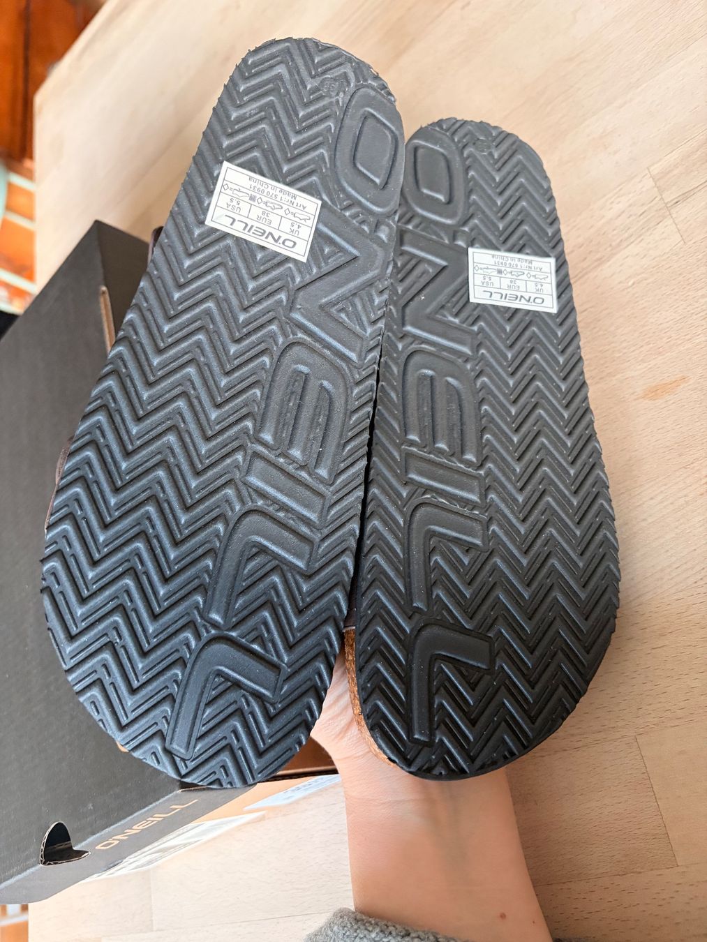 O'Neill Scarpe da uomo: Sandalen O`neill 38 – Usato da Basel venduto da Witmedia 1