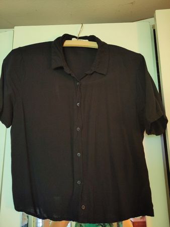 Schwarzes Sommerhemd Gr. L Pull&Bear, kurz Arm