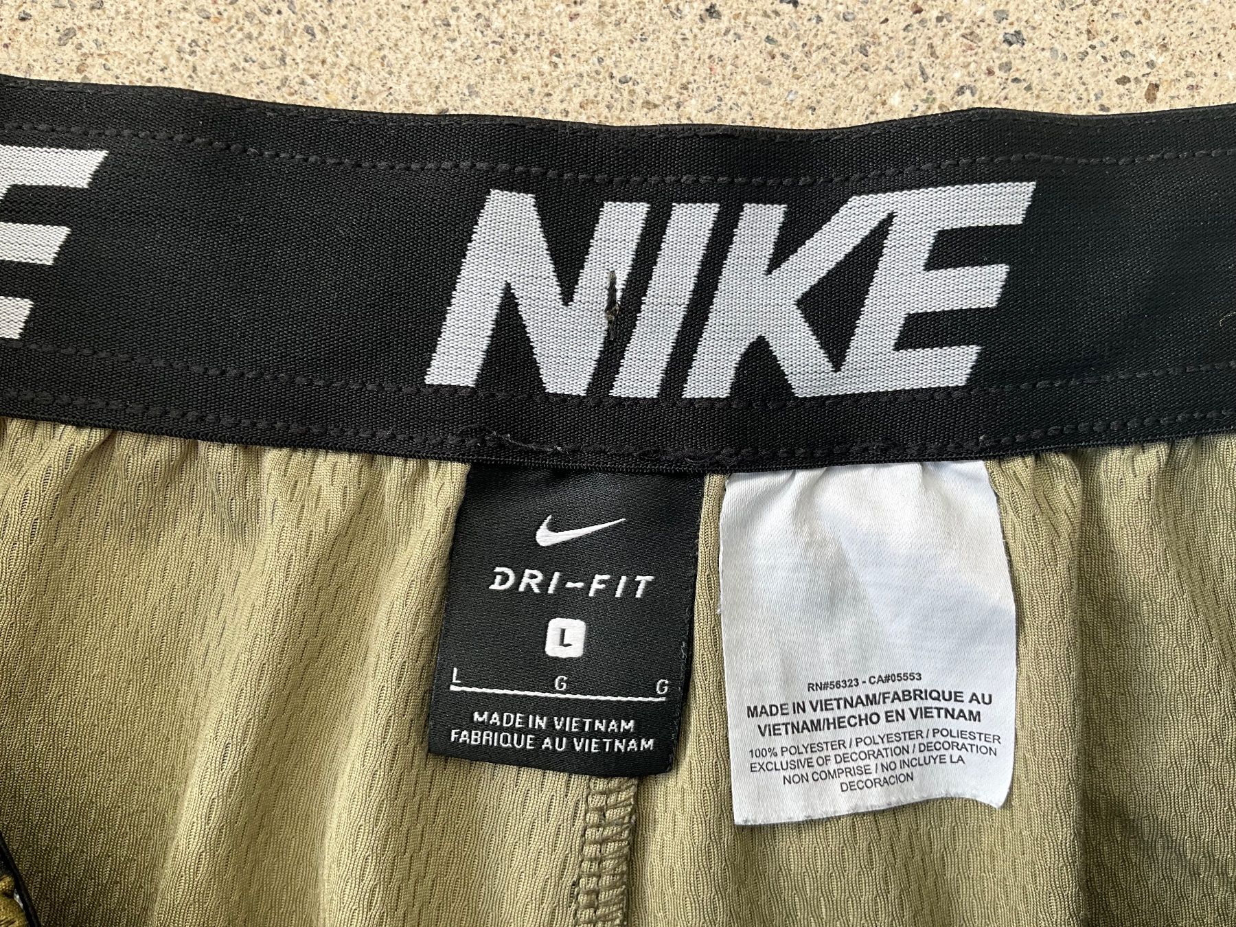 Hosen: Under Armour Loose Shorts (Large) – Gebraucht aus Zürich von Matz2001 4