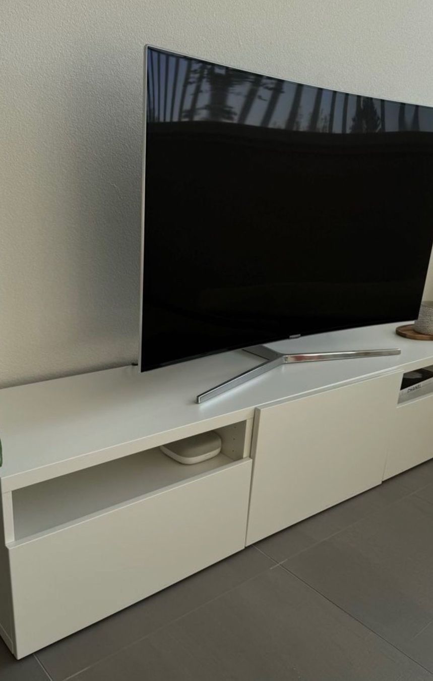 Ikea TV Möbel: Lowboard – Gebraucht aus Biel/Bienne von Spook7 1
