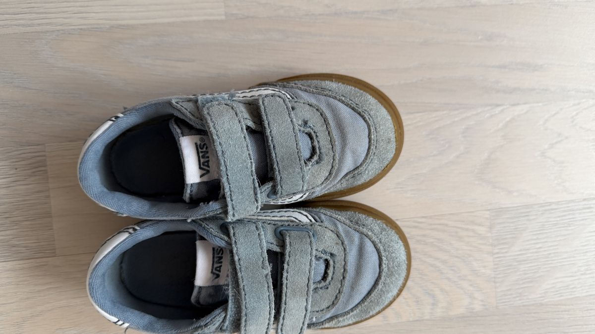 Vans Schuhe für Jungen: Vans sneakers 24.5 (14 cm) – Gebraucht aus Aeschi b. Spiez von dar_sjp8 1