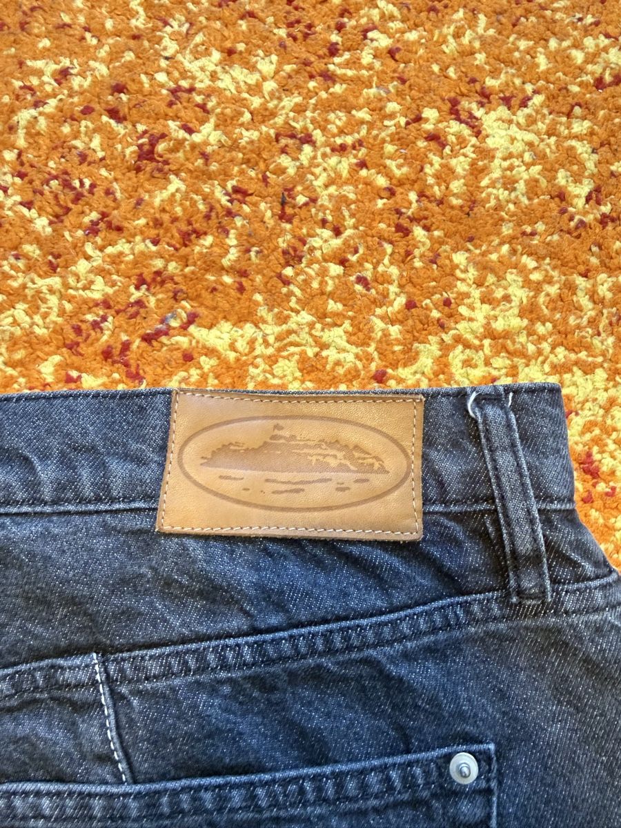 Corteiz Pantaloni: Short Corteiz C star-denim  – Nuovo (secondo la descrizione) da Yverdon-Les-Bains venduto da fir_7srk 3