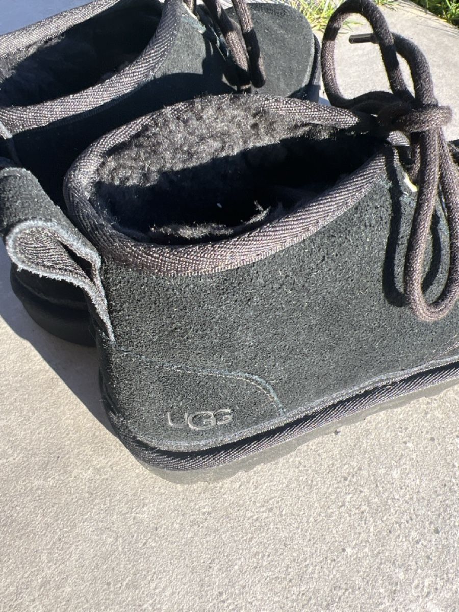 Ugg Herrenschuhe: UGG Boots Neumel schwarz, 39, original, neuwertig – Neu (gemäss Beschreibung) aus Bülach von CDROZ 1
