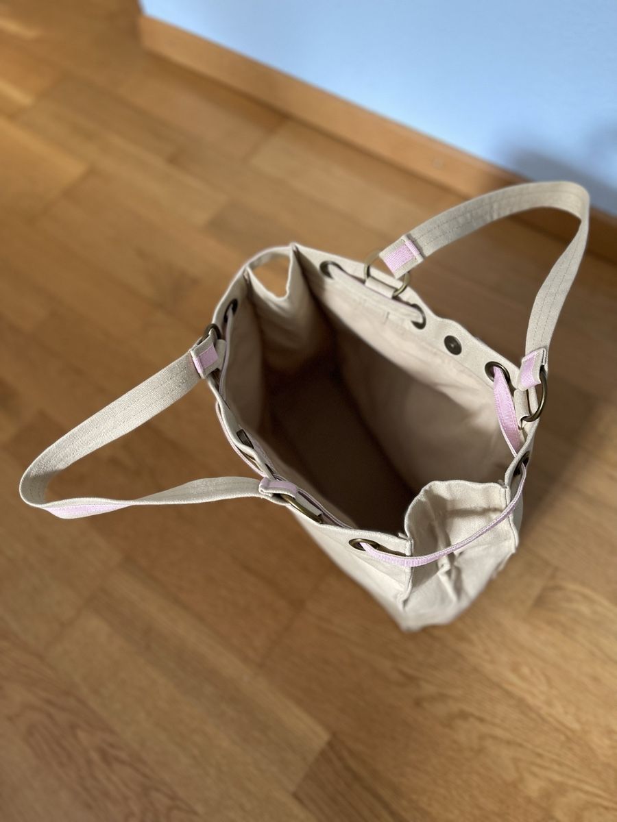 Saint Laurent Taschen: Yves Saint Laurent Canvas Tote Bag – Gebraucht aus Winterthur von  3