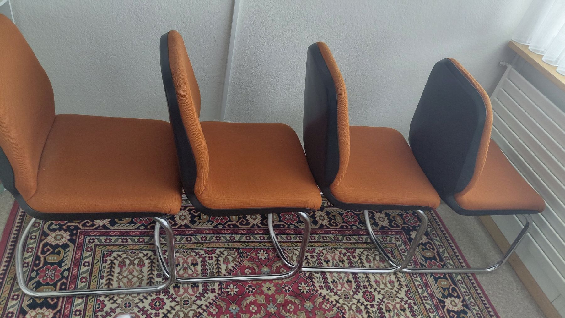 Sitag Sedie: SITAG 4 x Freischwinger Stühle – Usato da Horgen venduto da serch51 1