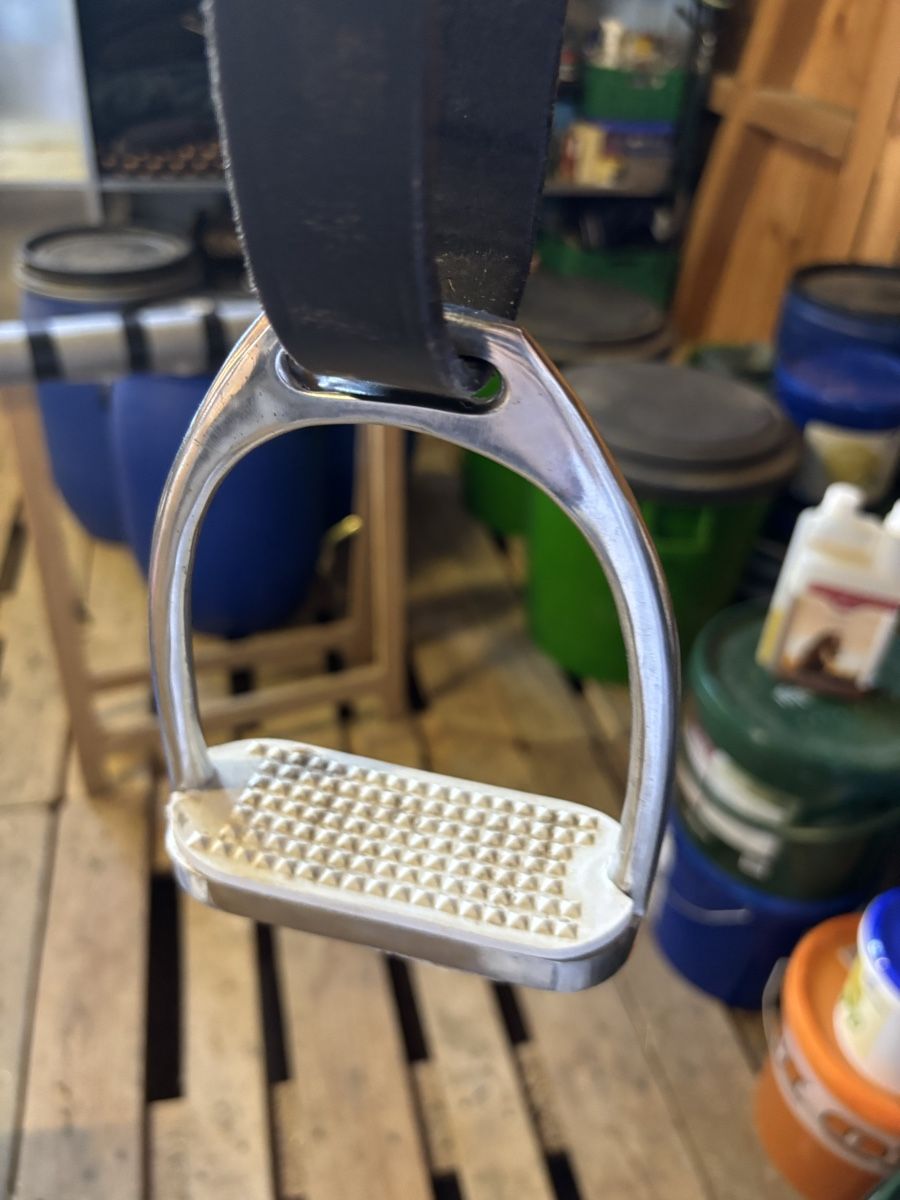 Selle & Accessori: Steigbügel mit Riemen – Usato da degersheim venduto da mutti1 1