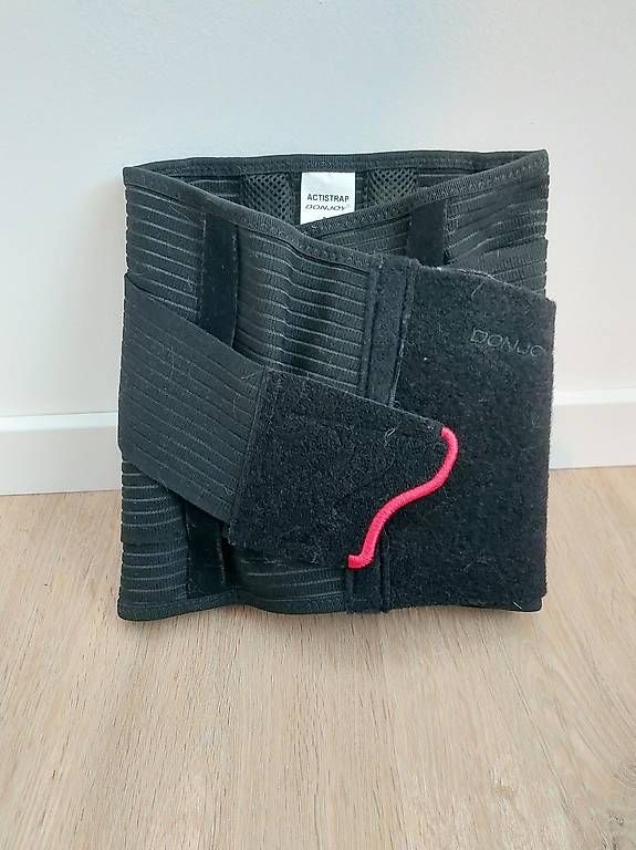 Medizinische Geräte: Donjoy ActiStrap+ LWS Stützgürtel (Grösse M) – Gebraucht aus Oberengstringen von dnzklm