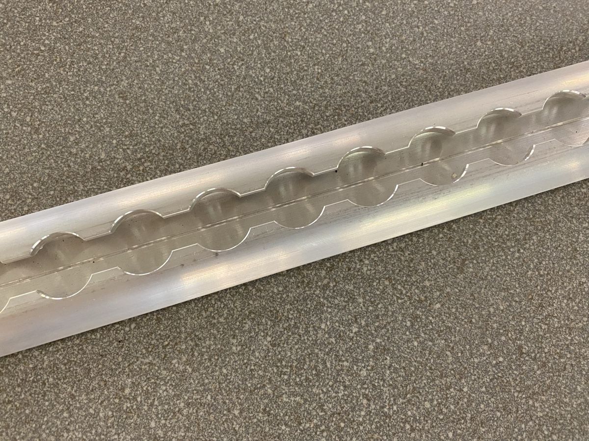 Supporti a parete: Airlineschiene 125cm – Usato da Hägglingen venduto da Karin0802