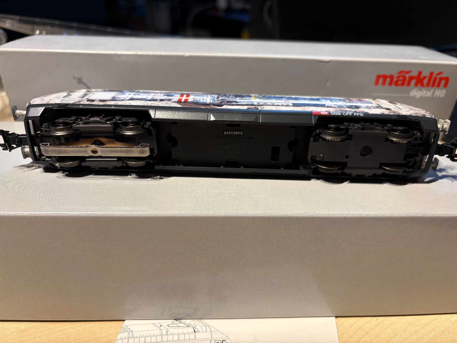 Märklin Modellini di ferrovie: Maerklin 39604 Re460 – Nuovo e nell'imballaggio originale da Corcelles Payerne venduto da Pierre66 1