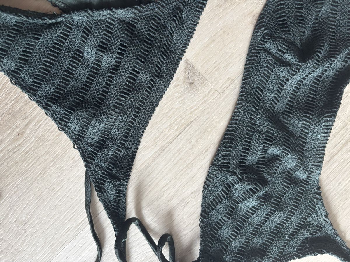 Costumi da bagno & Bikini: Grüner Bikini-Tanga – Usato da Walterswil SO venduto da simone111 2