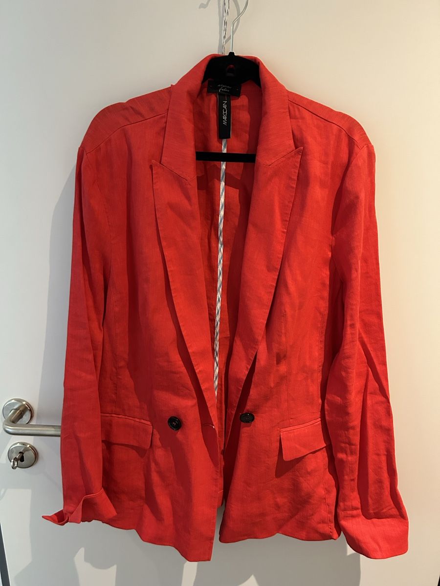 Marc Cain Giacche: Marc Cain Blazer rot Grösse N3 – Nuovo (secondo la descrizione) da Wettingen venduto da Trini16