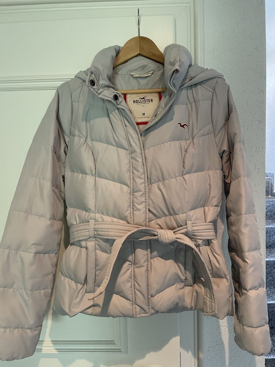 Hollister Giacche: Hollister Puffer Jacket - Size M - Winter Essential! – Usato da Waedenswil venduto da Paps04 3