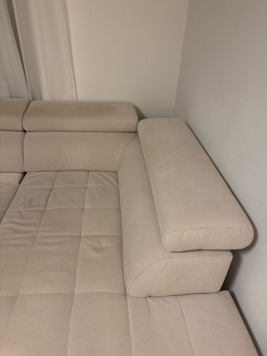 Pfister Divani: Corner Sofa Beige with Adjustable seat and headrests – Usato da Dietlikon venduto da lot_rel 3