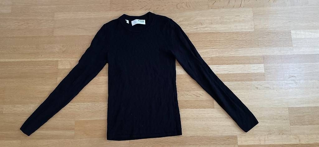 Maglioni & Felpe: Wunderschöner schwarzer Pulli - XS – Usato da Schliern b. Köniz venduto da tezi 1