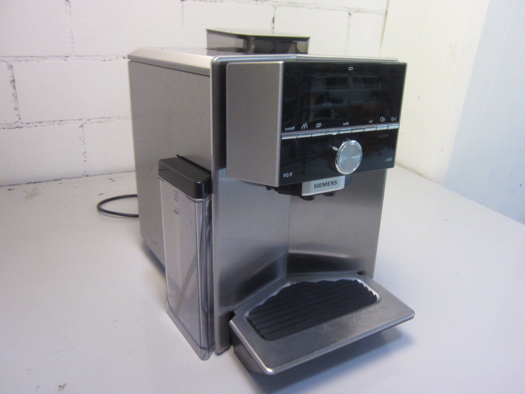Siemens Macchine per caffè & Macchine per espresso: Siemens EQ9 S500 – Difettoso da Kilchberg ZH venduto da Cuculus1 1