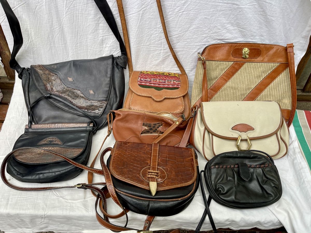 Borse da donna: Handtaschen 8 Stk – Usato da Arlesheim venduto da ren_5d2b