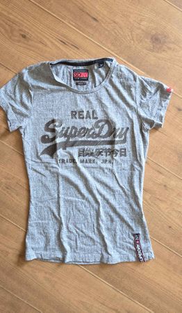 Superdry T-Shirt Grau, Grösse XSmall, Top Zustand!