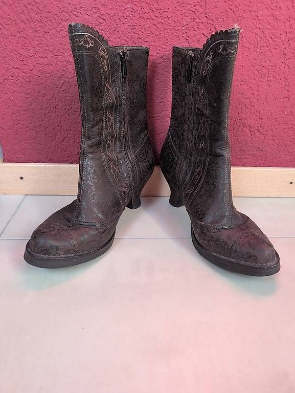 Neosens Scarpe da donna: Botines à talon Neosens 41 – Usato da La Chaux-de-Fonds venduto da Mcleonita 3