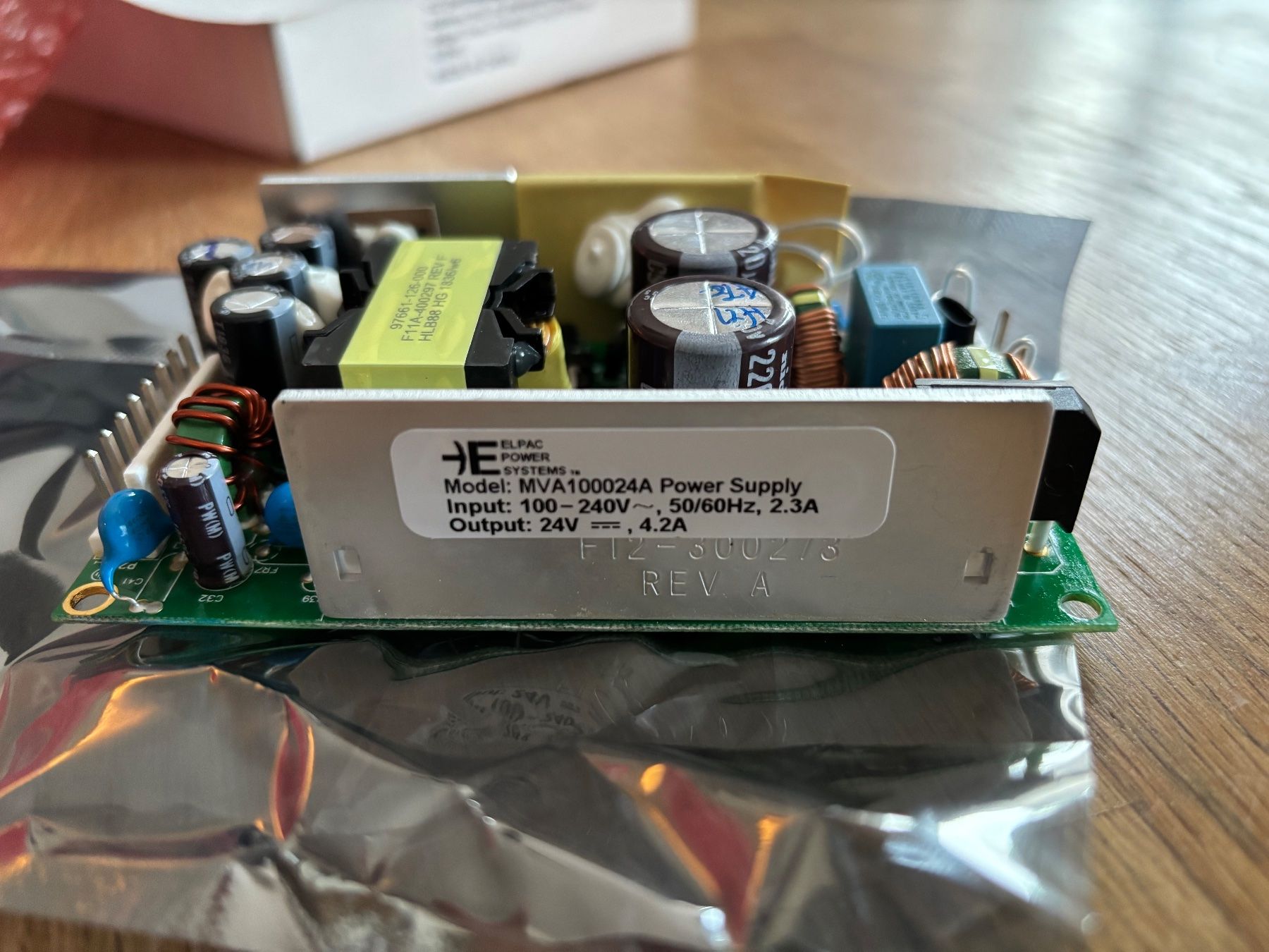 Componenti elettronici: Carte d'alimentation 24V – Nuovo (secondo la descrizione) da La Chaux-de-Fonds venduto da bartoglan 2