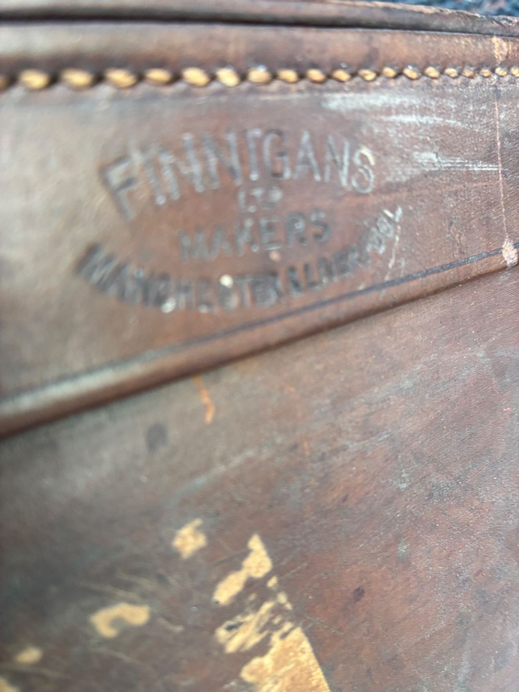Valigie: Valise ancienne anglaise Finnigans – Usato da Paudex venduto da micinque 6