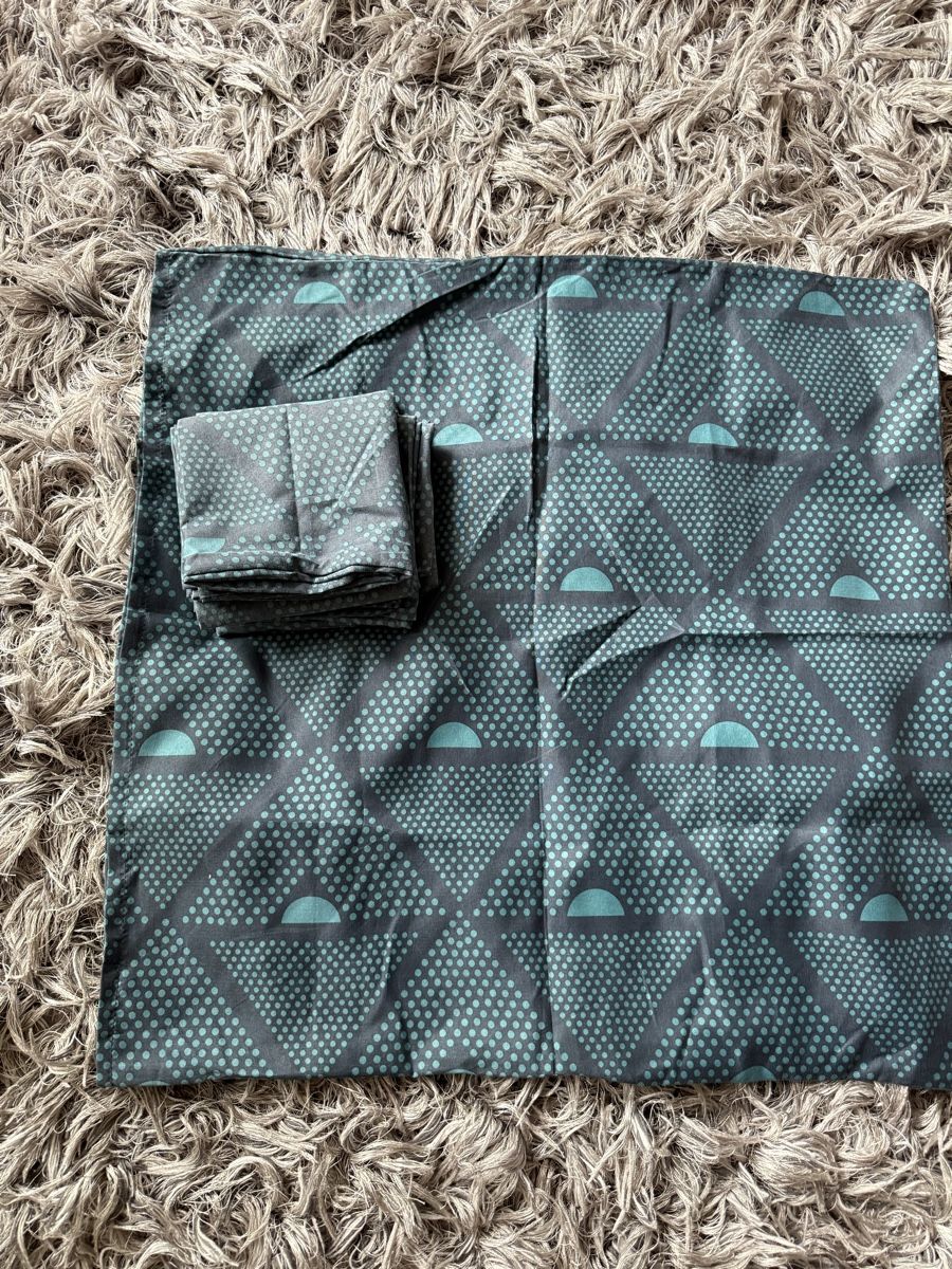 Coperte: Hochwertige Bettwäsche mit Muster – Usato da Biel/Bienne venduto da aijsha_2