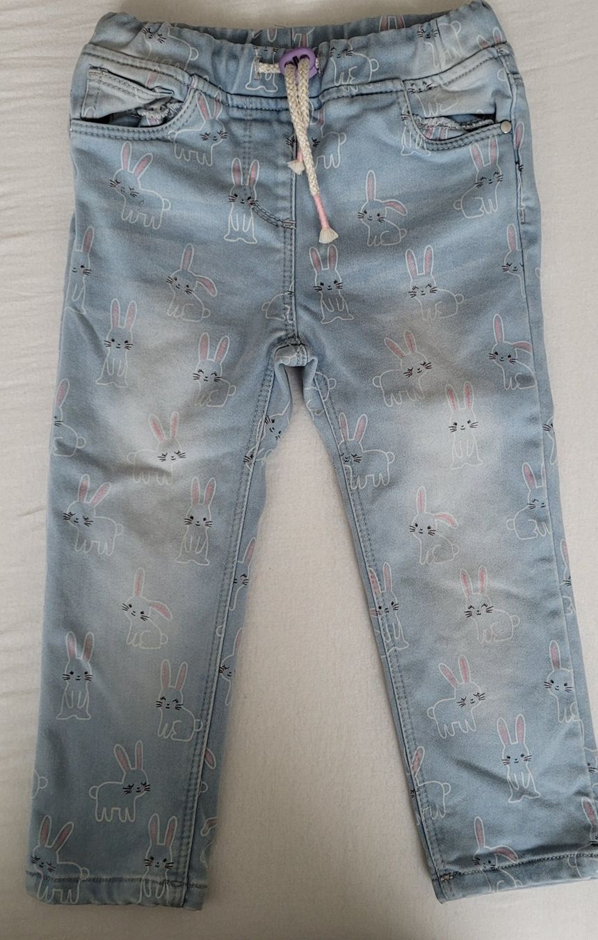 Lotti & Set di vestiti: 5 Hosen Gr 92 – Usato da Affoltern am Albis venduto da nyi_ph9f 3