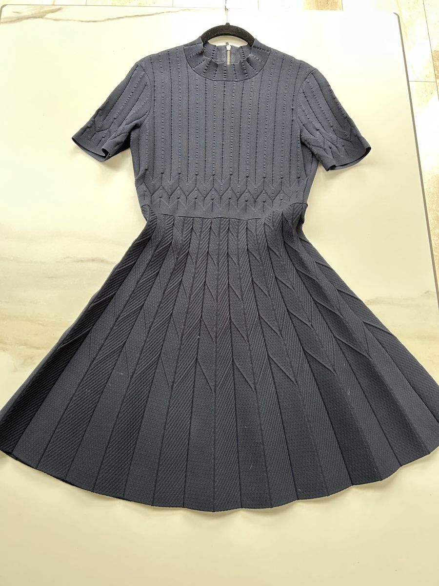 Maje Vestiti: Maje navy blue dress – Usato da Pfeffingen venduto da Eva_GoVintage