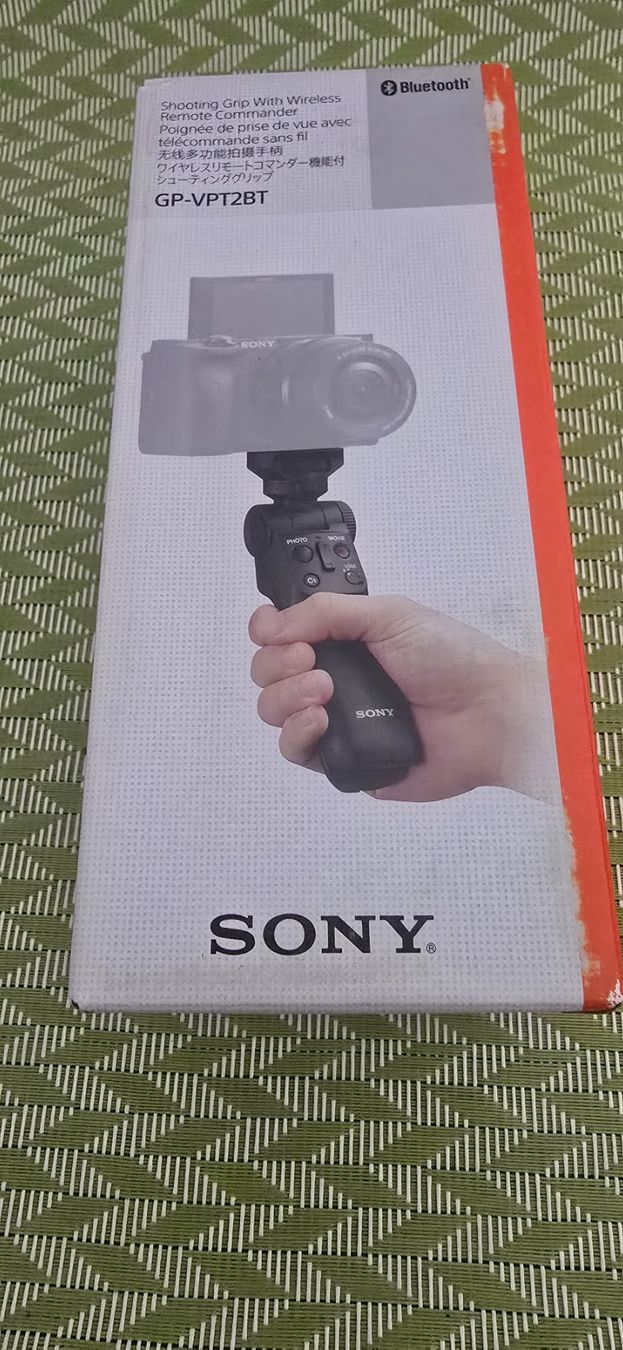 Sony Sonstiges Zubehör: Sony GP-VPT2BT – Gebraucht aus Luzern von snama 1