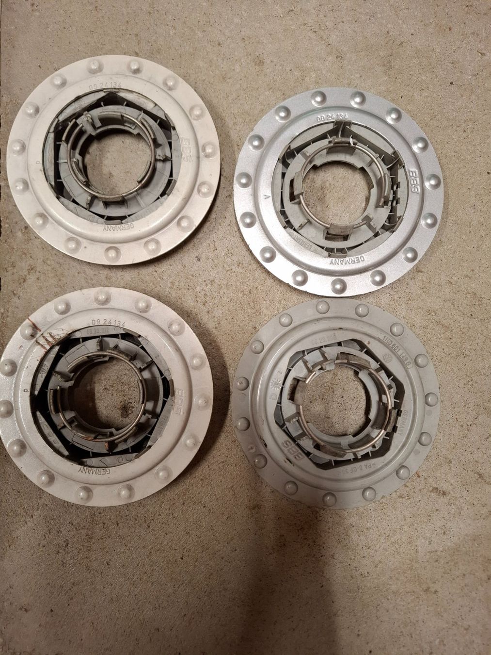 Bbs Jantes: Deckel zu BBS Alufelgen – D'occasion à Uttigen par fourstrokeforce 1