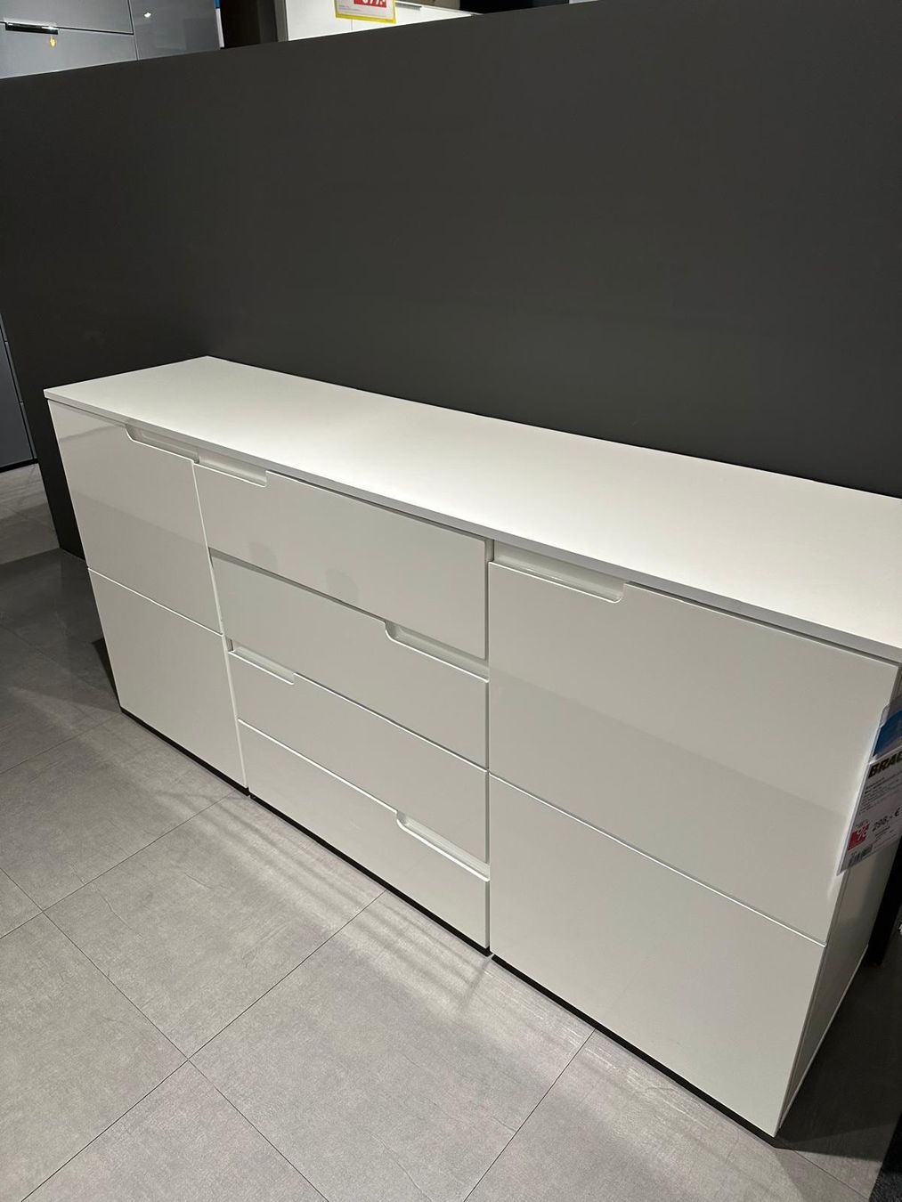 Cassettiere: Weisses Sideboard/Kommode mit Schubladen, Top Zustand! – Nuovo (secondo la descrizione) da Dettighofen venduto da LLu_w2hv 3