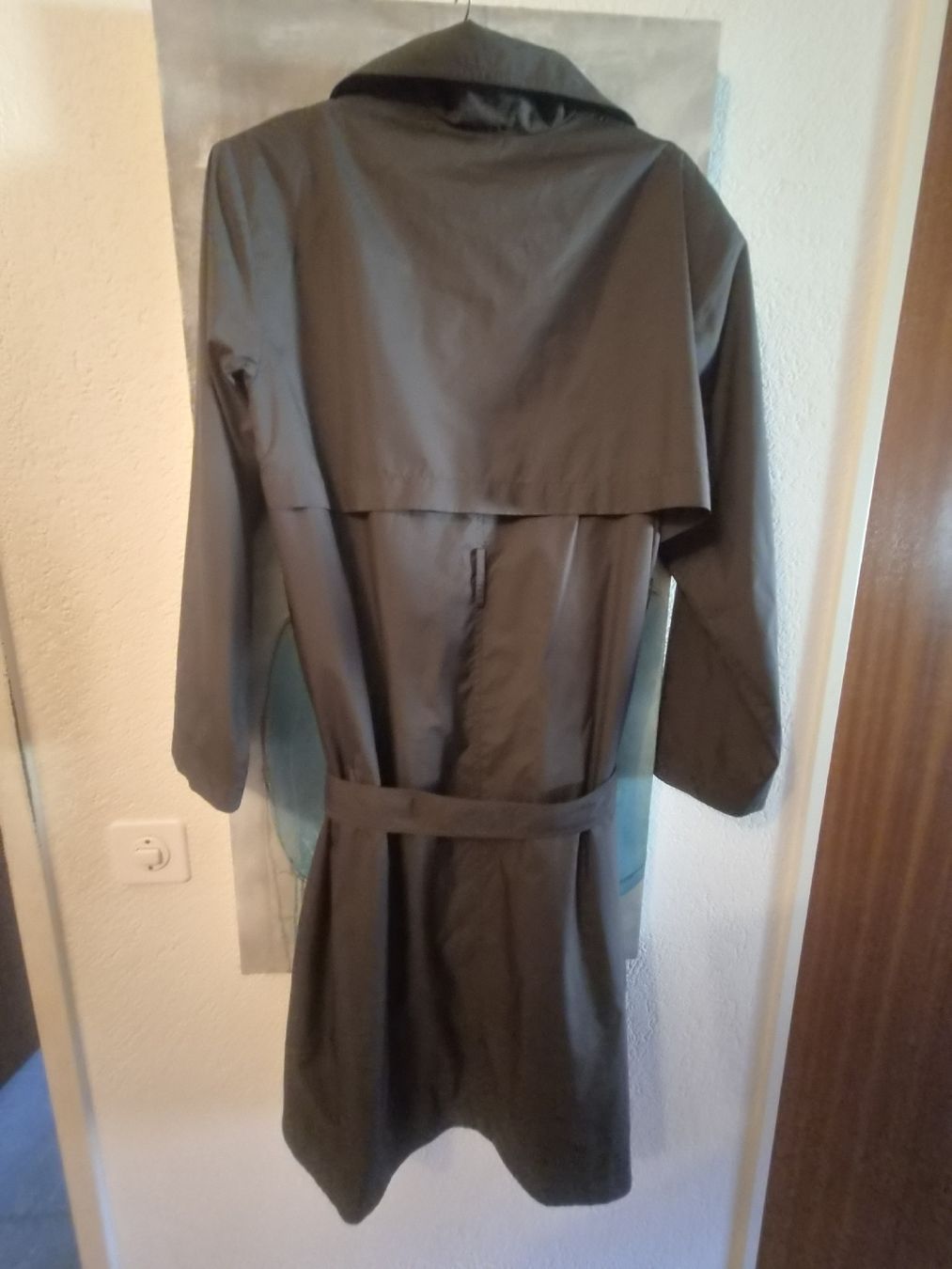 Iro Cappotti: Trenchcoat von Iro – Usato da Herzogenbuchsee venduto da 1F1D15EC 1