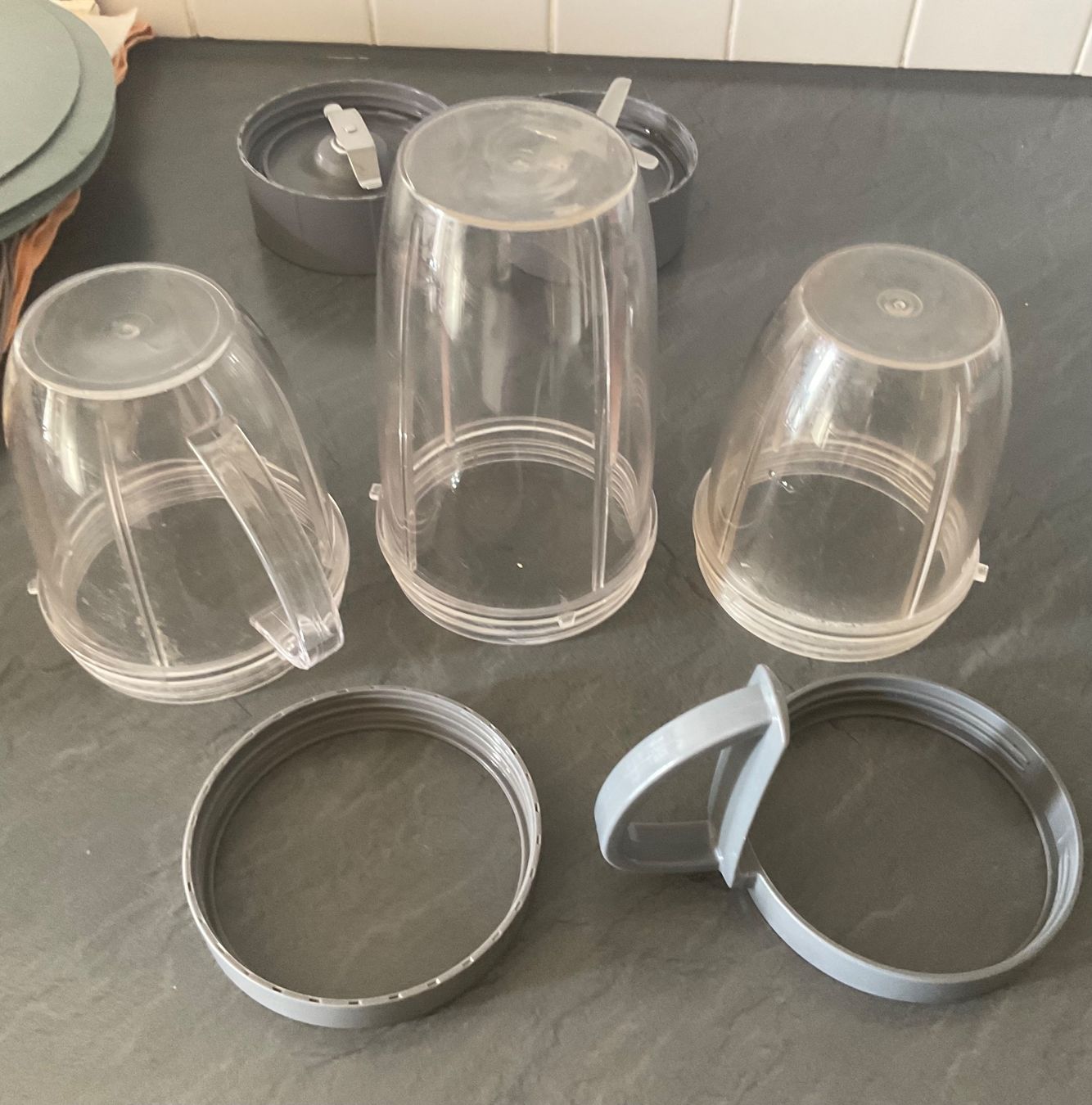 Nutribullet Elettrodomestici da cucina: Mixeur Nutribullet Magic Bullet, avec 7 accessoires – Usato da Genève venduto da Mazelyne 2