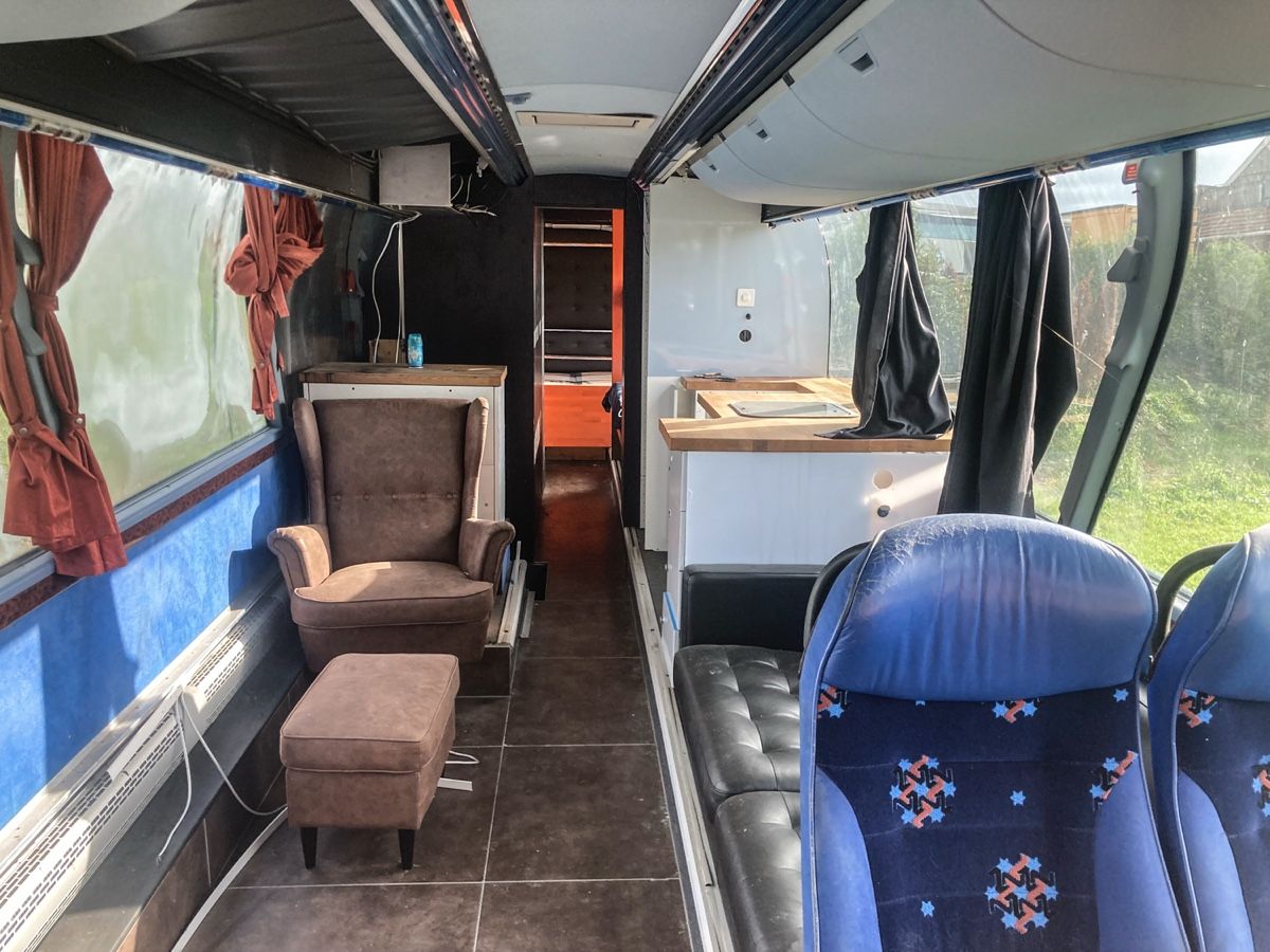 Véhicules de camping:  Wohnmobil Neoplan Starliner – D'occasion à St. Moritz par rob_9wkp 4