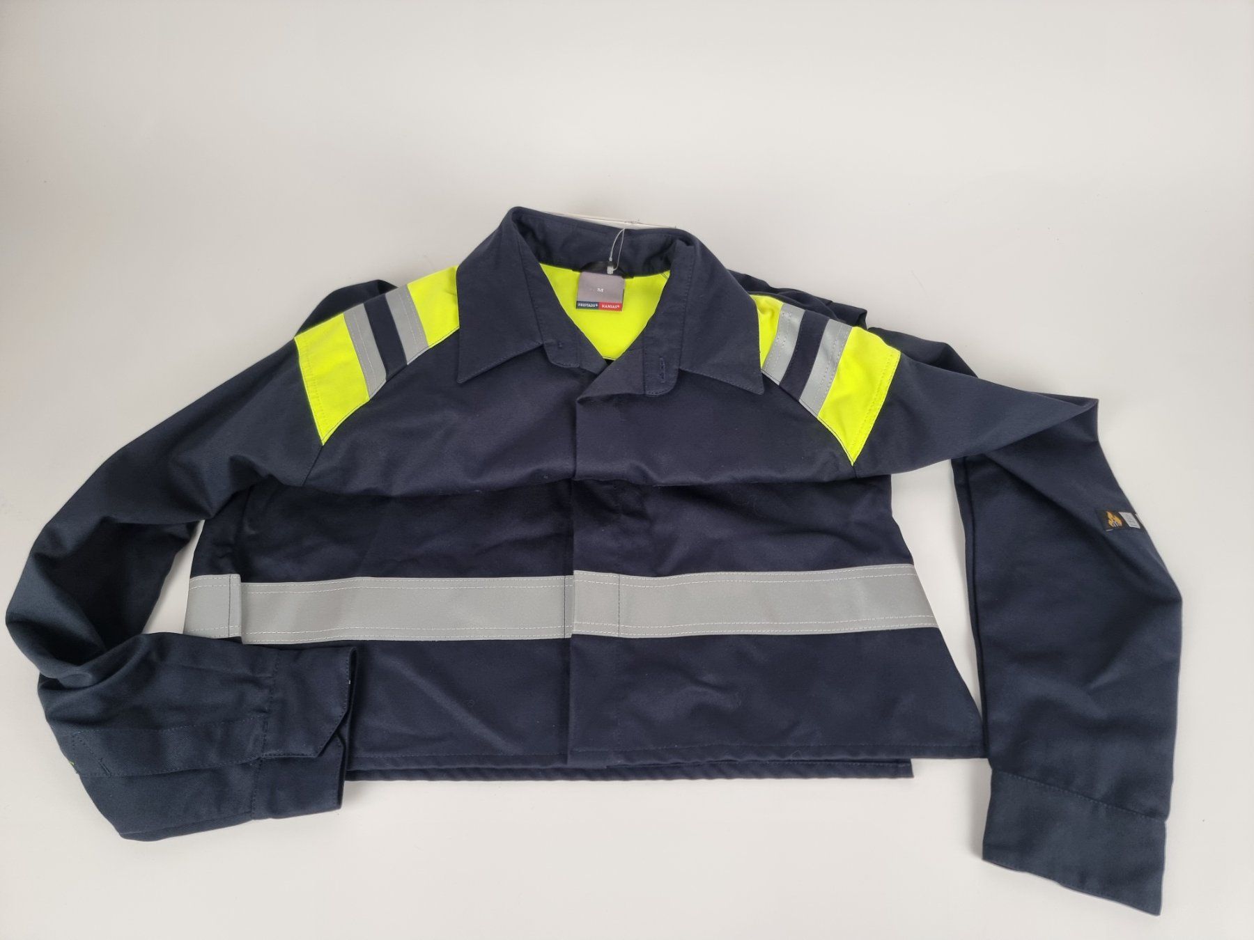 Vestes: Kansas Arbeitsjacke Gr. M – D'occasion à Urtenen-Schönbühl par Restwert_Schoenbuehl