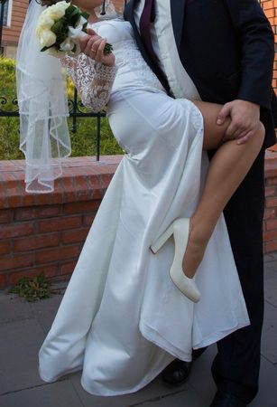 Brautkleid Gr. 36, elegant, Perlen, Spitze, toller Schnitt