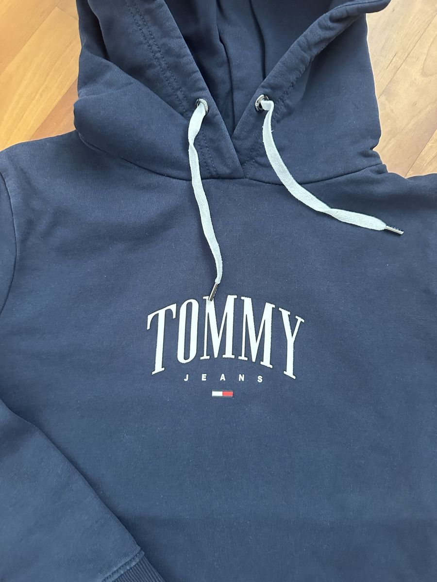 Tommy Hilfiger Pullover & Sweatshirts: Tommy Hilfiger Pullover – Gebraucht aus Romanshorn von ila_2nzf 1