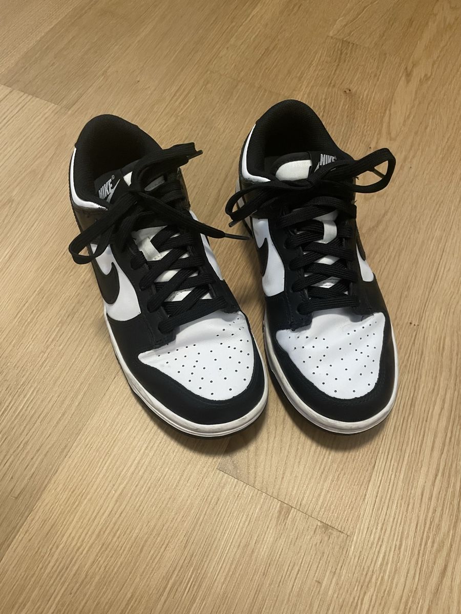 Nike Herrenschuhe: Nike dunks panda – Gebraucht aus Schaffhausen von L.BA