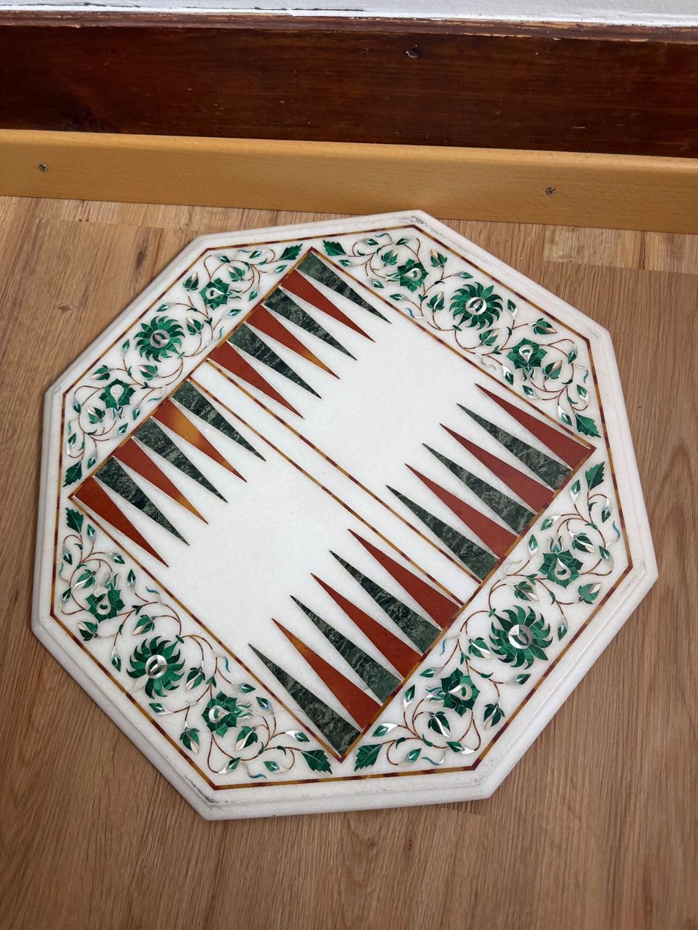 Toutes les décorations: Magnifique double plateau de marbre échecs / backgammon – D'occasion à Roche VD par luc_jwm5 1