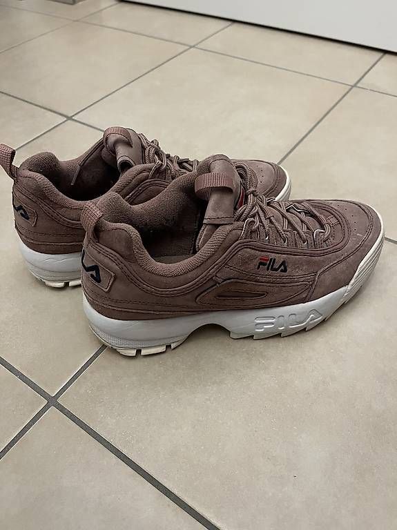 Scarpe da donna: Fila disruptor S low ash rose  – Usato da La Chaux-de-Fonds venduto da dianapsf 1