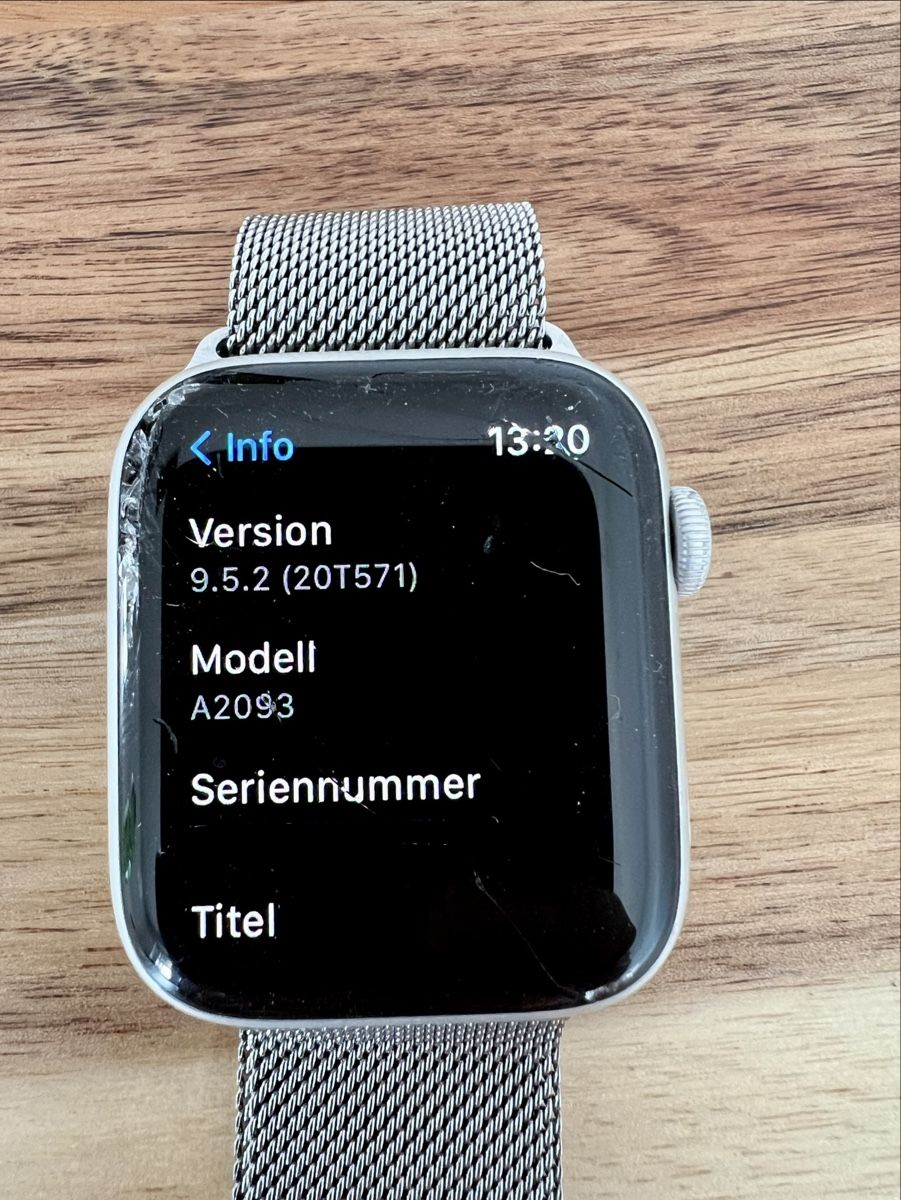 Apple Smartwatch: Apple Watch Series 5, 44mm – Difettoso da Wil SG venduto da DaniB. 3