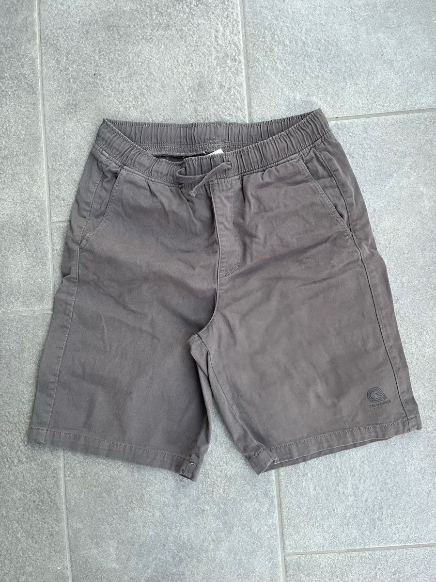 Hosen: Shorts / Jogger Pull-on 146/152 – Gebraucht aus Wil ZH von Wonderwoman76