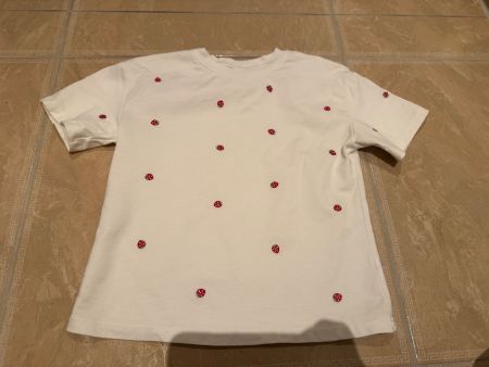 H&M NWT Erdbeere Shirt, 9-10J 134-140