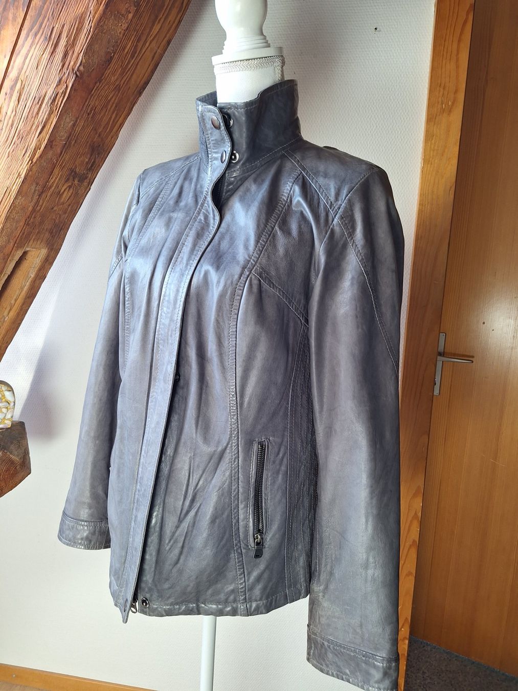 Jacken: Schicke Damen Lederjacke Gr. 40 Grau – Neu (gemäss Beschreibung) aus Reinach AG von silver_65 4