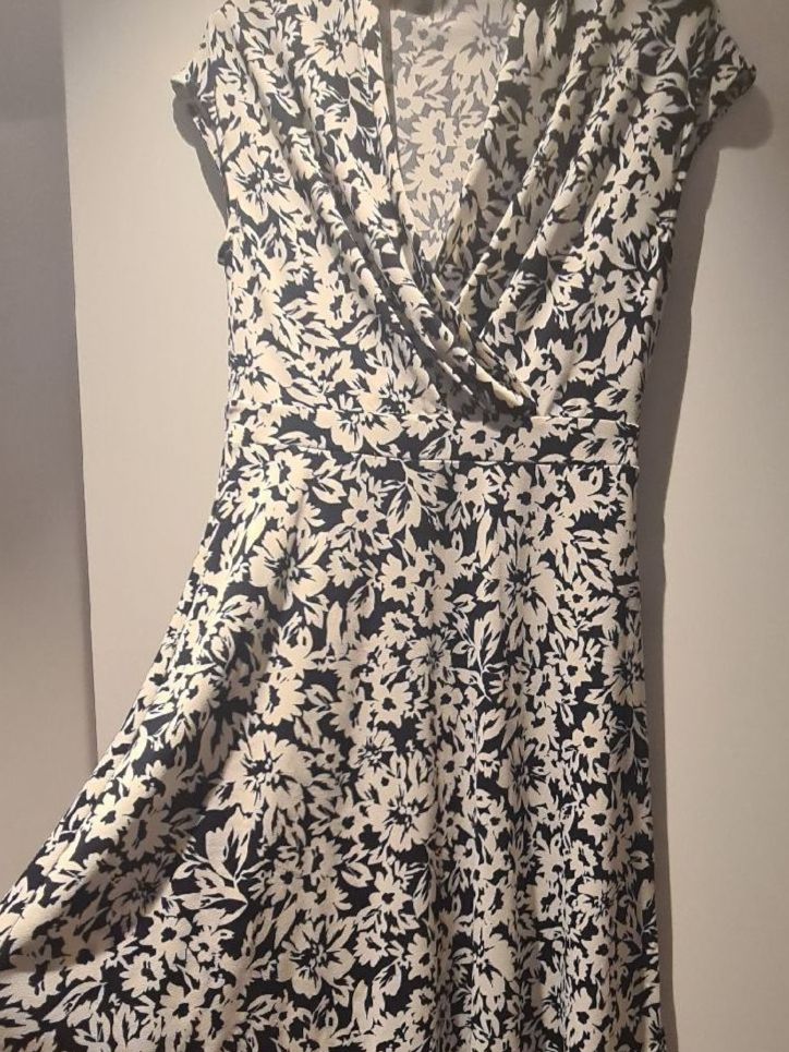 H&M Vestiti: Sommerkleid Gr. 36 H&M – Usato da Steinen venduto da turbogeiss99