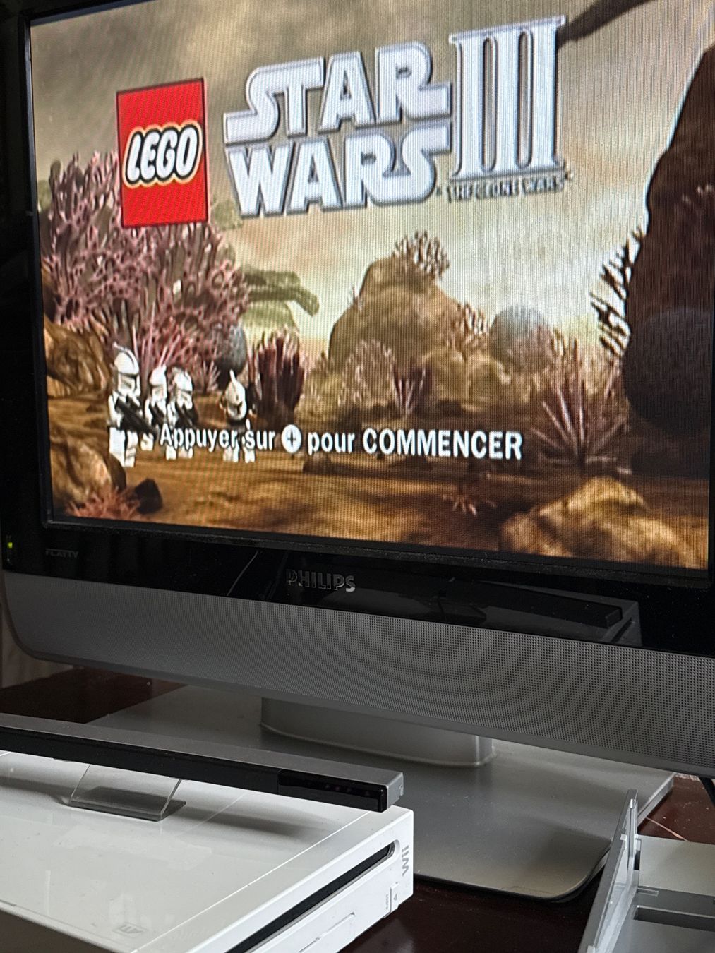 Nintendo Console: Console wii + jeux CD star wars 3 – Usato da St imier venduto da sav_bjf9