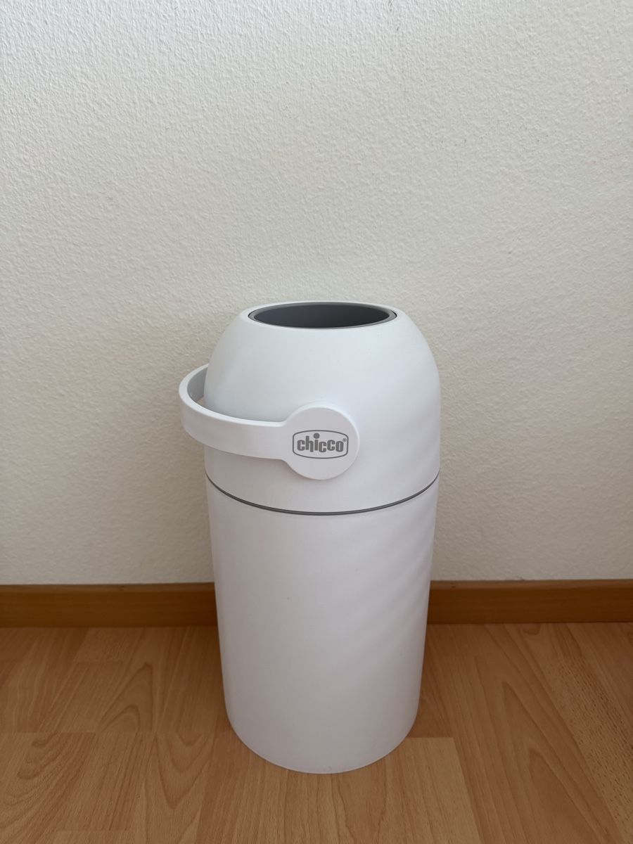 Chicco Cestini per rifiuti: Windeleimer Chicco weiss – Nuovo (secondo la descrizione) da Richterswil venduto da nufian005